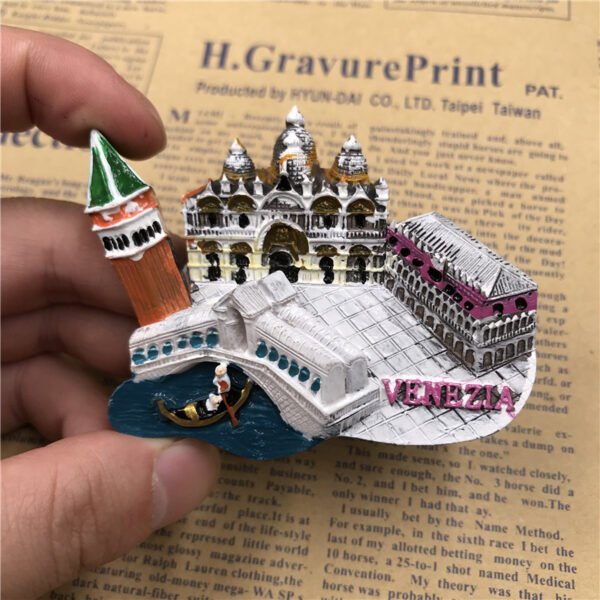 tourist souvenir fridge magnets wholesale venice, italy